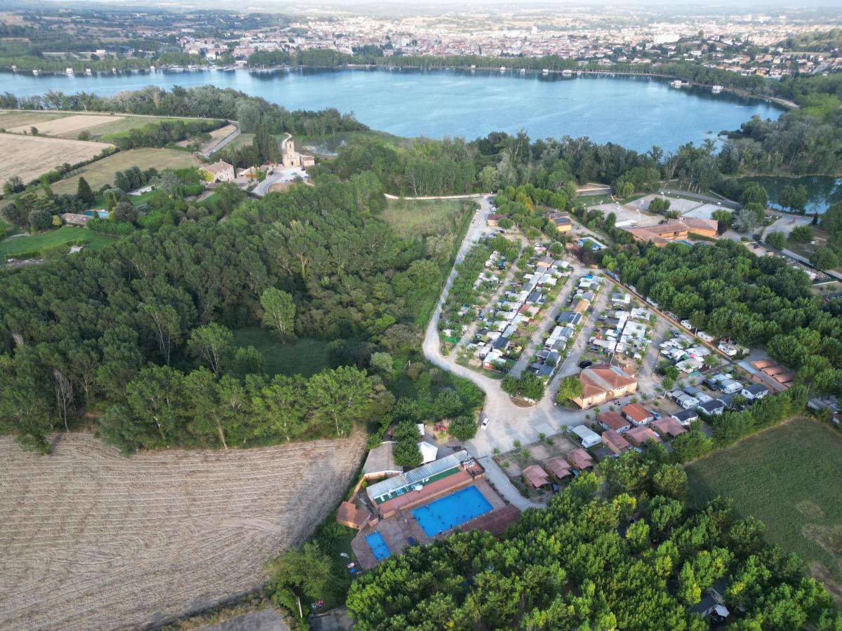 Camping Bungalow El Llac De Banyoles Porqueres 외부 사진